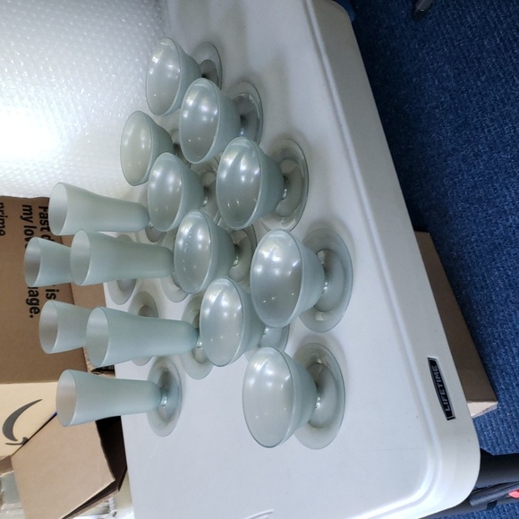 Tupperware - Picture 4 of 8